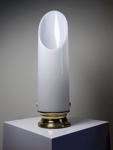 Grande lampe vintage années 50-60 tube plexiglas opalescent support métal doré
