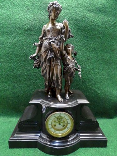 - GRANDE PENDULE XIX NAPOLEON III IMPORTANT SUJET BRONZE ANTIQUE MARBRE NOIR