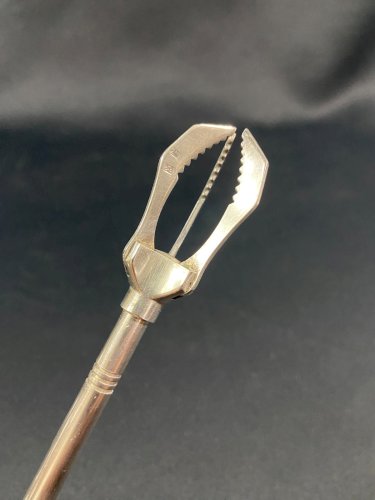 Grande pince crabe à glaçon ou à sucre en métal argenté