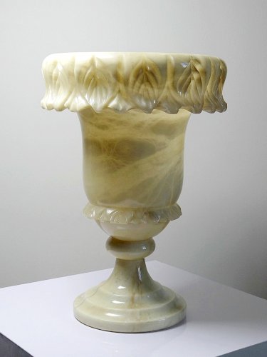 Grande potiche médicis en albatre/marbre jaunâtre style belle époque