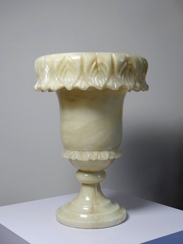 Grande potiche médicis en albatre/marbre jaunâtre style belle époque