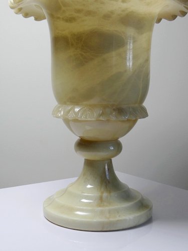 Grande potiche médicis en albatre/marbre jaunâtre style belle époque