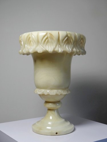 Grande potiche médicis en albatre/marbre jaunâtre style belle époque