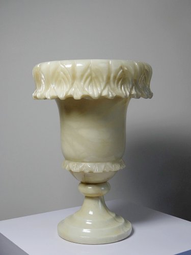 Grande potiche médicis en albatre/marbre jaunâtre style belle époque