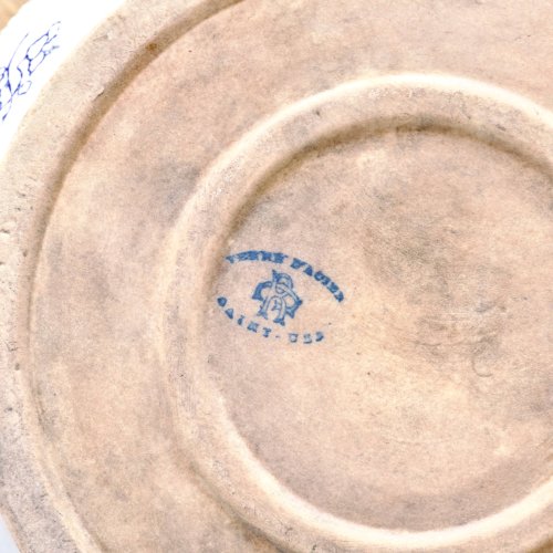 Grande soupière XIXe siècle signé St Uze St Vallier, terre dacier