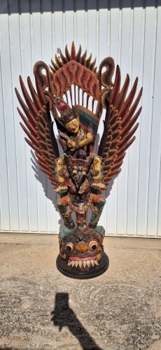 GRANDE STATUE EN BOIS SCULPTEE DE GARUDA DE 140 CM DE HAUT REF FRAN