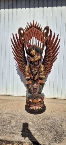 GRANDE STATUE EN BOIS SCULPTEE DE GARUDA DE 140 CM DE HAUT REF FRAN