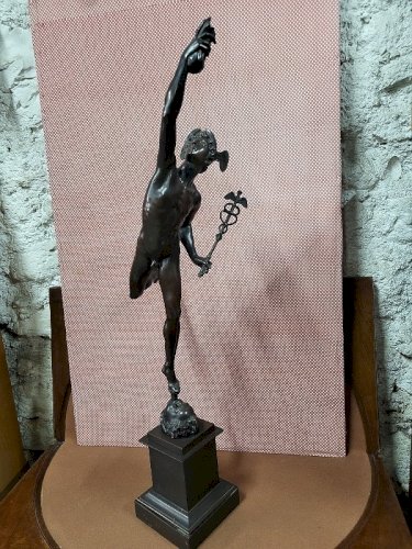 GRANDE STATUE EN BRONZE DE MERCURE VOLANT DE 84 CM DE HAUT