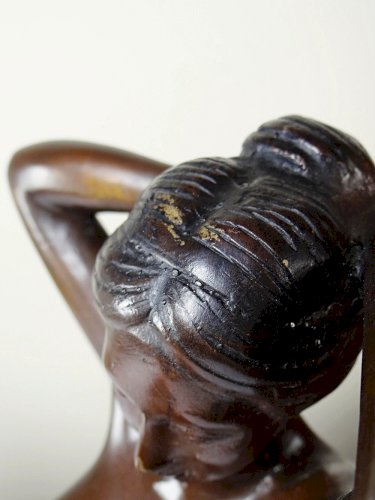 Grande statuette femme nue, Vénus en bronze de charme vintage
