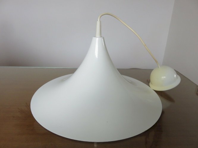 GRANDE SUSPENSION TROMPETTE BLANCHE  AMILUX  ANNEES 70 VINTAGE