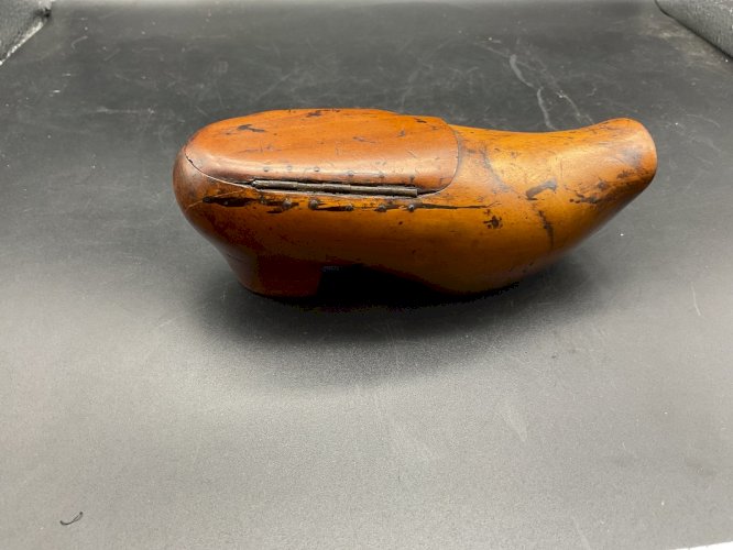 Grande tabatière chaussure sabot bois sculpté Art Populaire snuffbox XIXème