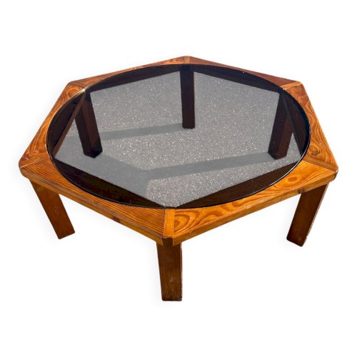 grande table basse brutaliste