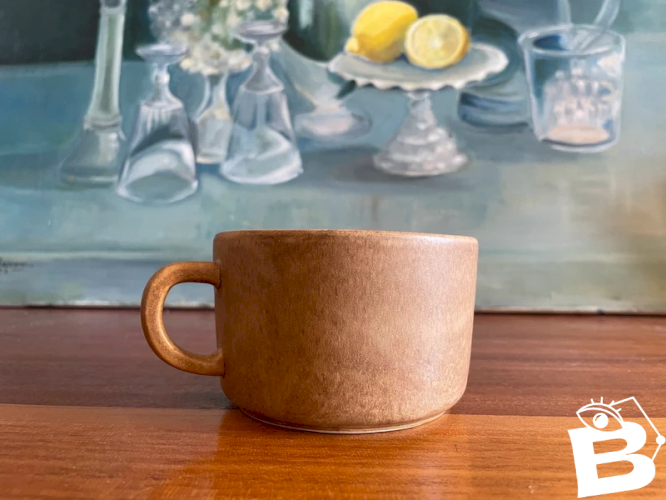 Grande tasse en grès vintage