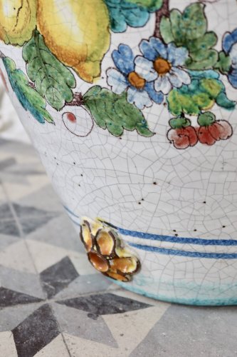 Grande urne à citrons en céramique émaillée