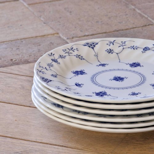 Grandes assiettes plates vintage décor Finlandia