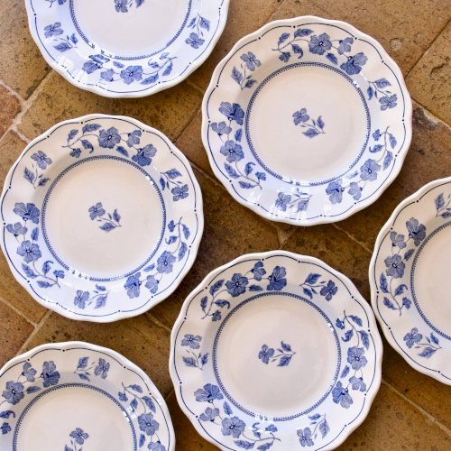 Grandes assiettes vintage italiennes signées Nueva Fontebasso