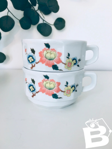 Grandes Tasses en porcelaine