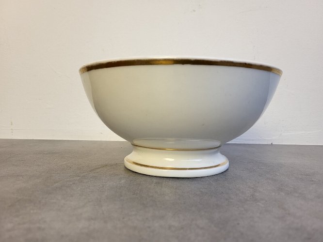 GROS BOL EN PORCELAINE BLANCHE ET DORURE