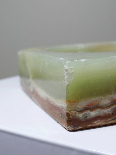 Gros cendrier en onyx vert hexagonal vintage Italie années 50-60