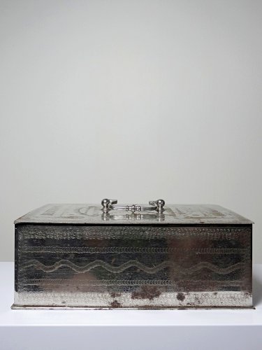 Gros coffre fort portable/caisse ancienne XIXe-XXe métal argenté