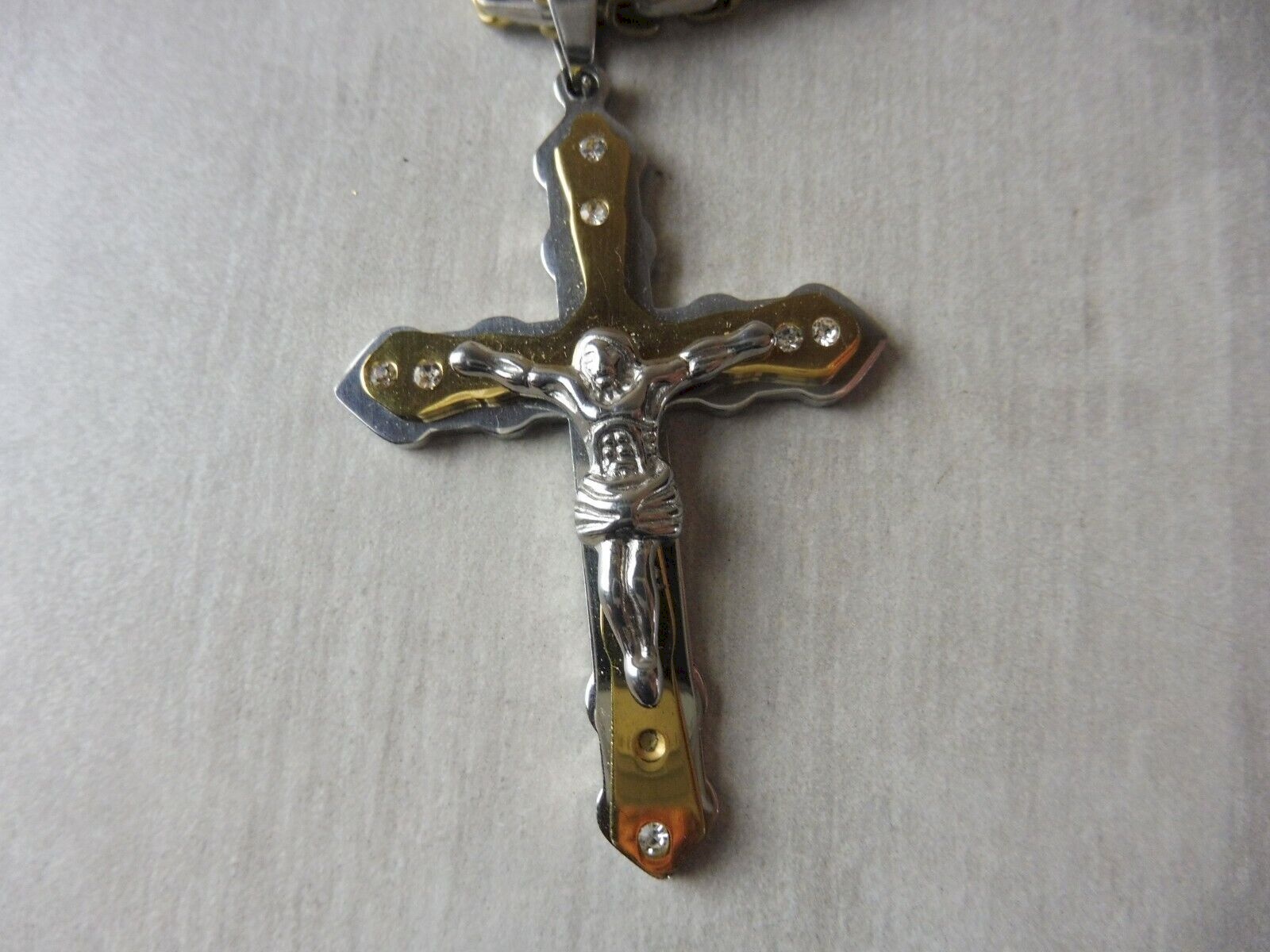 Pendentif croix jesus 36mm plaqué or 18k - Bijoux Argent/Doré