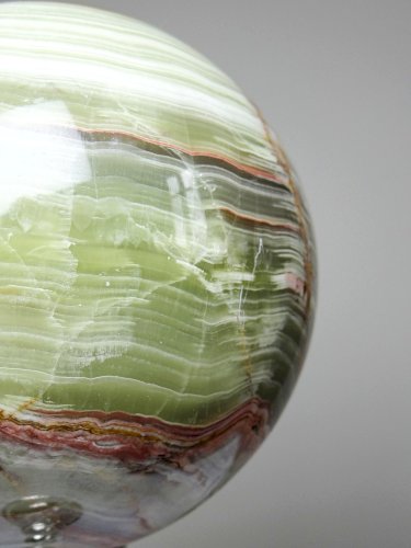 Gros globe d'onyx vert à bandes du Pakistan spécimen pierre naturel vintage 2kg