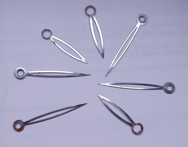 Gros lot d'aiguilles pour montres / réveils