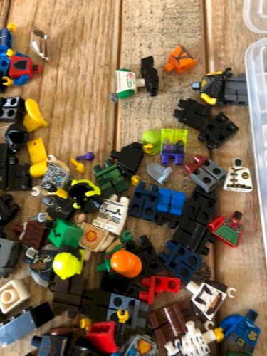 Gros lot de parties de figurines Lego et accessoires