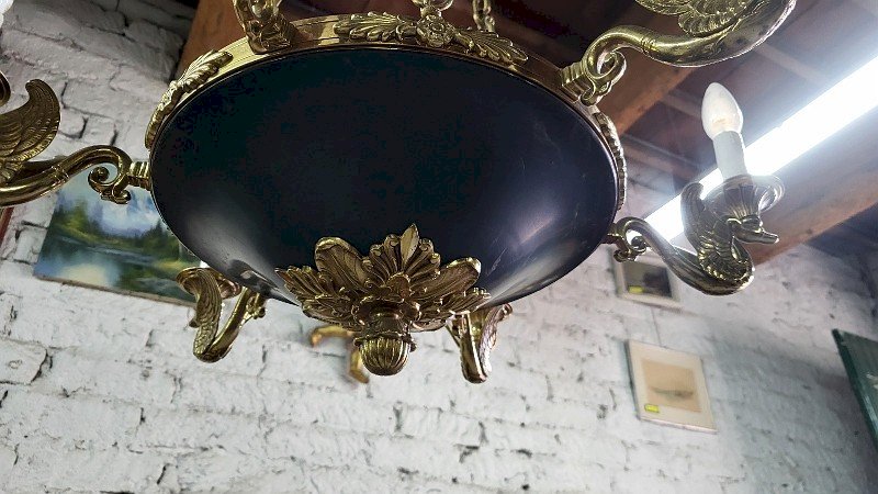 GROS LUSTRE EN BRONZE STYLE EMPIRE 6 AMPOULES