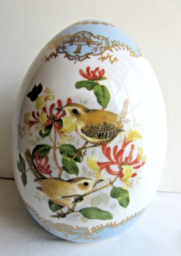 Gros oeuf Art Déco  en porcelaine peint d'oiseaux et de fleurs, 17 cm