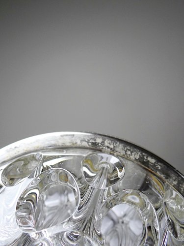Gros pique fleurs en cristal cerclage métal argenté vintage Reims 31 alvéoles