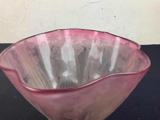 Gros tulipe De Lampe pétrole Baccarat , Saint Louis ....