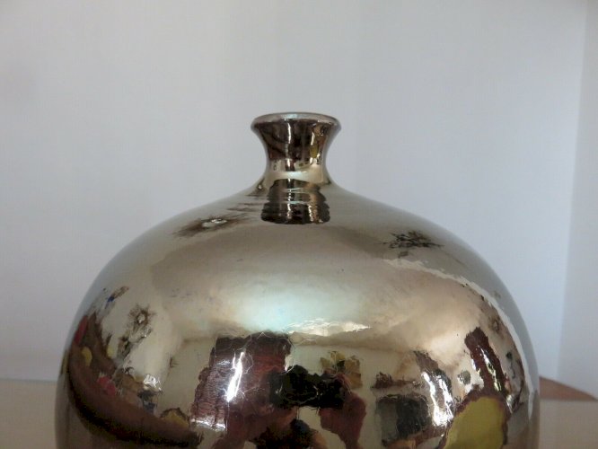 GROS VASE BOULE EN CERAMIQUE IRISEE STYLE RUELLAND ANNEES 60, 70
