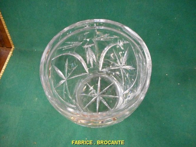 GROS VASE EN CRISTAL
