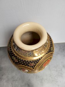 dot