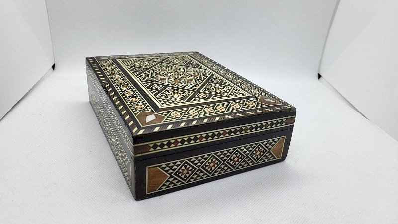 GROSSE BOITE EN BOIS MARQUETERIE DAMASQUINE N° 2