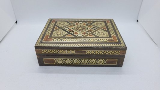 GROSSE BOITE EN BOIS MARQUETERIE DAMASQUINE N° 3