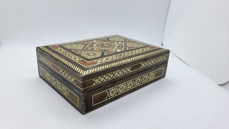 GROSSE BOITE EN BOIS MARQUETERIE DAMASQUINE N° 3