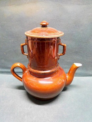 GROSSE CAFETIERE ANCIENNE EN FAÎENCE