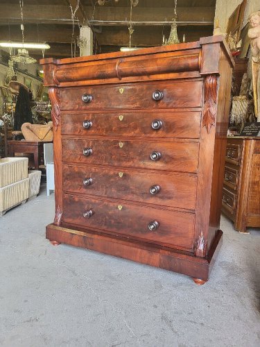 GROSSE COMMODE EN ACAJOU DE STYLE ANGLAIS AVEC 6 TIROIRS