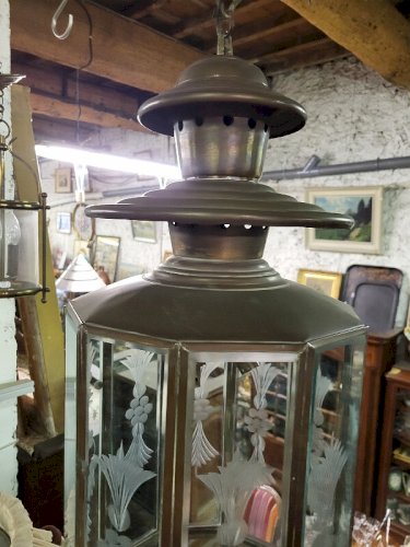 GROSSE LANTERNE EN VERRE ET LAITON LUSTRE REF JE N 9