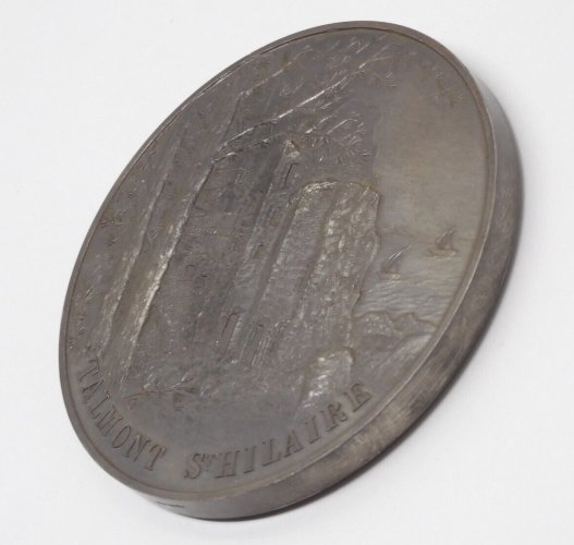 -GROSSE MEDAILLE BRONZE  TALMONT ST HILAIRE TALUS MUNID 1974 COLLECTION  D