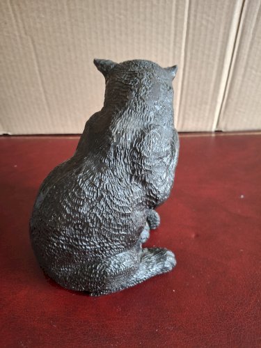 Groupe en bronze sculpture chaton jouant avec la queue du chat, pour les amoureux des chats