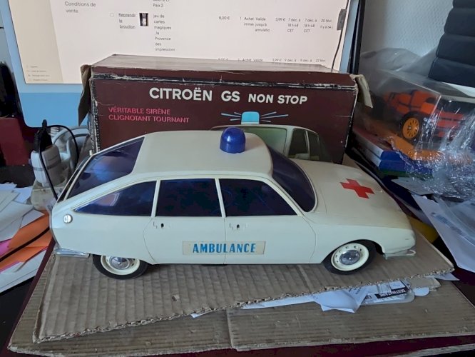 GS Citroen Ambulance  mont blanc avec boite ,pour pieces
