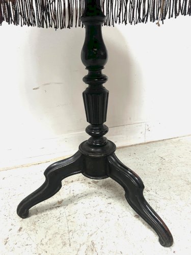 Guéridon Basculant Napoléon III en bois noirci XIX siècle