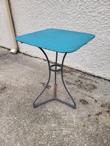 GUERIDON DE BISTROT CARRE EN METAL PEINT N°1