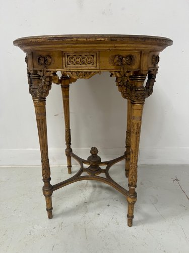 Guéridon de style Louis XVI en bois et stuc doré XIX siècle