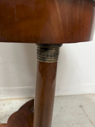 Guéridon rond de style Empire en acajou et placage XX siècle