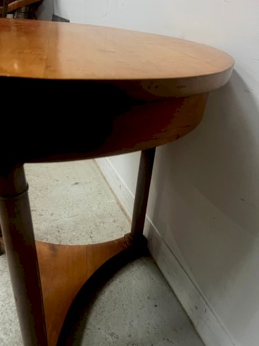 Guéridon rond de style Empire en merisier XIX siècle