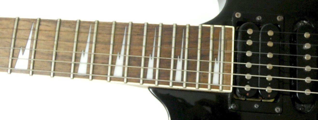 Guitare électrique Gio Ibanez GRG170DX fabriqué en  Indonésie
